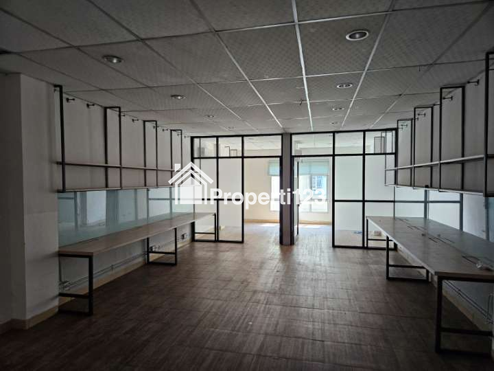 Jual Ruko Business Park Kebon Jeruk, Meruya Ilir Raya, Kembangan Jakarta Barat - 8