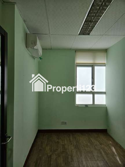 Jual Ruko Business Park Kebon Jeruk, Meruya Ilir Raya, Kembangan Jakarta Barat - 10