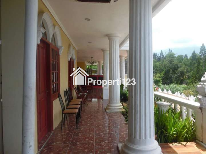 Villa Puncak Jalan Pakancilan Kuta Megamendung Cisarua Bogor - 4