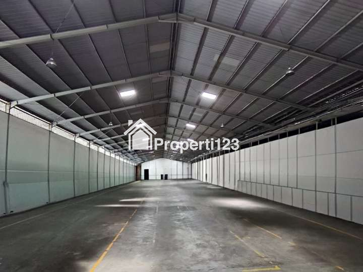 Gudang eks Pabrik Tambak Sawah Waru Bangunan Bagus Siap Pakai - 5