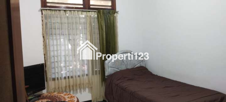 Jual Rumah Lebar 16 Siap Huni Lokasi Jemursari Wonocolo Surabaya - 2