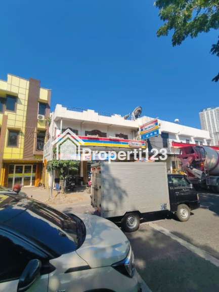 Ruko Lebar 34m Nol Jalan Raya Ir Soekarno MERR Surabaya Hitung Tanah - 5