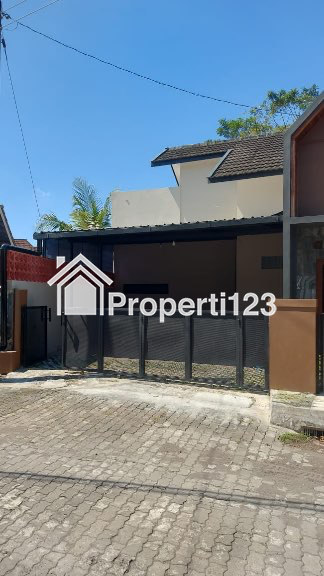 Dijua Rumah Cantik Siap Huni - 2