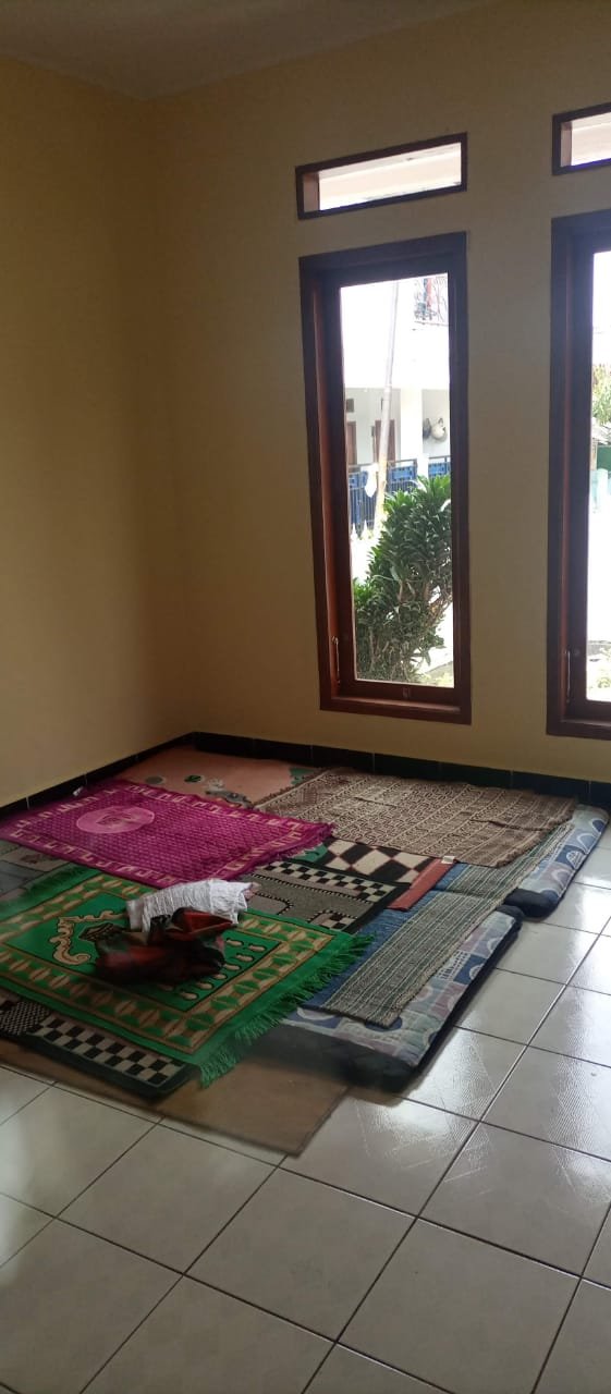 Dijual Cepat Rumah Siap Huni di Jl.Kerkoff Kompleks Pondok Cipta Mas,Cimahi - 6
