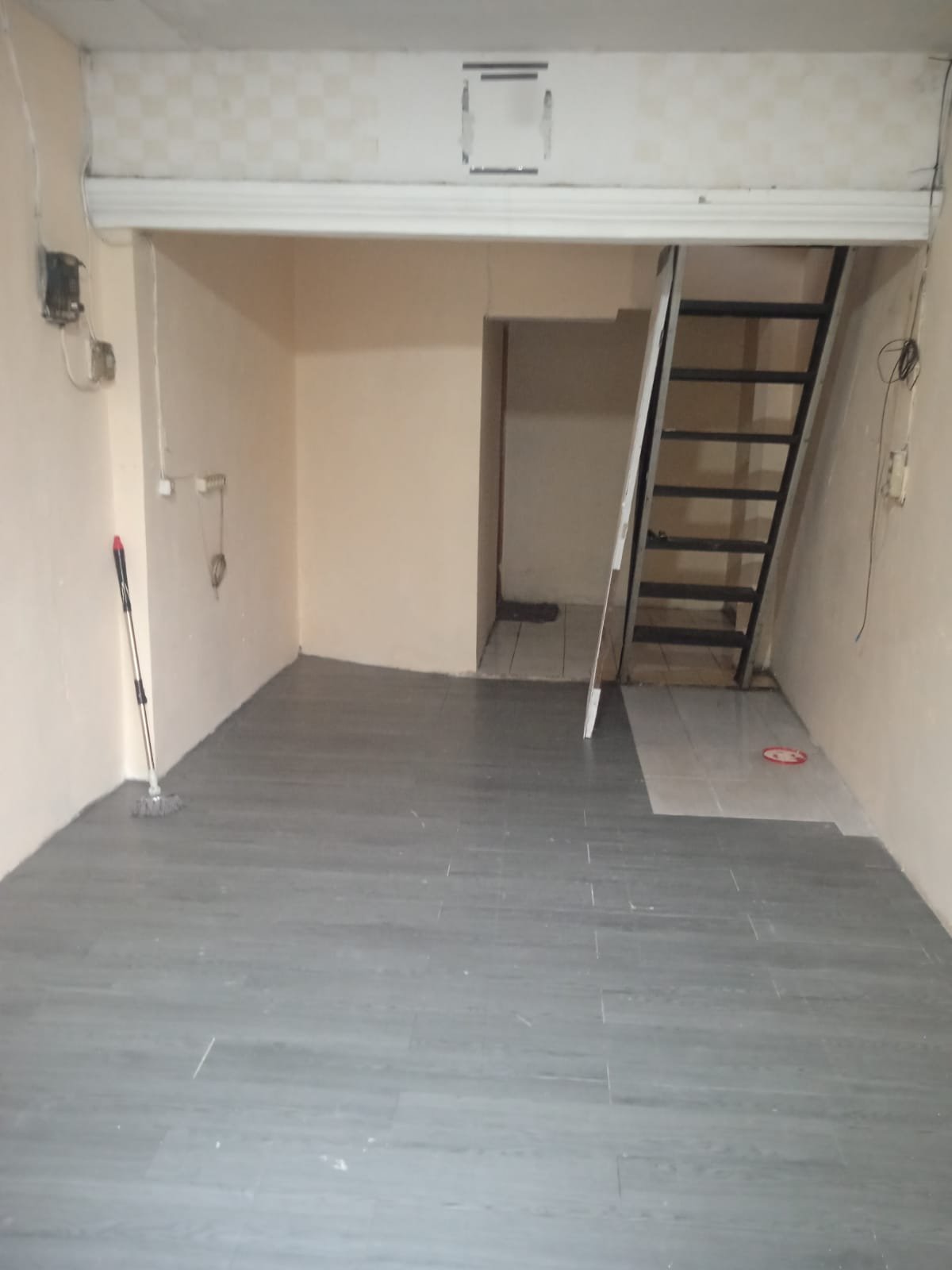 DISEWAKAN RUKO LOKASI STRATEGIS DEKAT BINUS KIJANG - 2