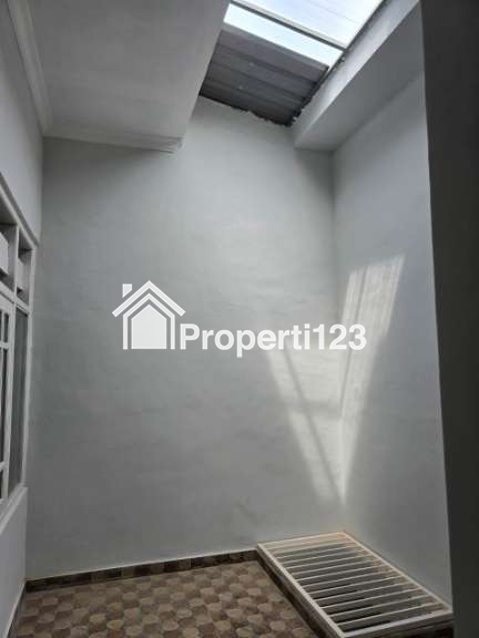 Rumah Minimalis Modern, Siap Huni, Lokasi Premium di PPI Kota Gresik - 5