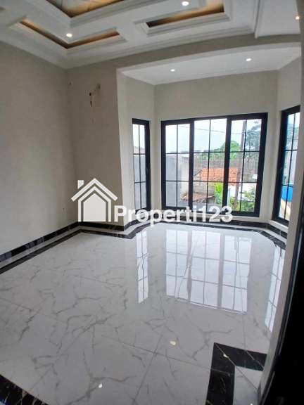 Rumah baru 2 lantai dalam mini cluster di Tanah Baru Depok - 7