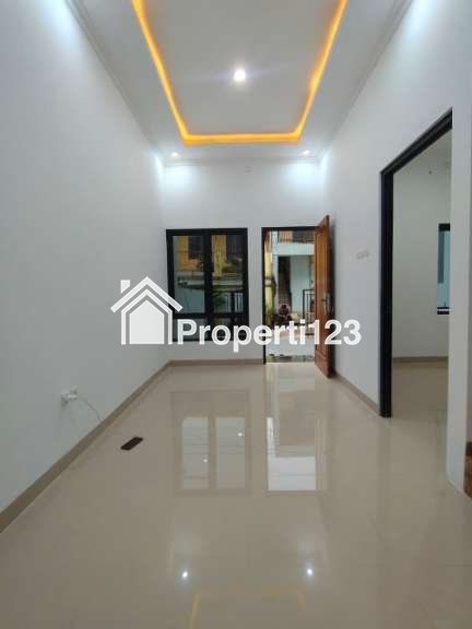 Rumah baru model scandinavian di Cijantung Jakarta Timur - 9