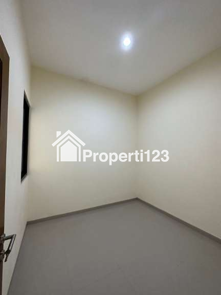 Rumah Baru 2 Lantai Lokasi Strategis di Gembong Kapasan Surabaya - 4