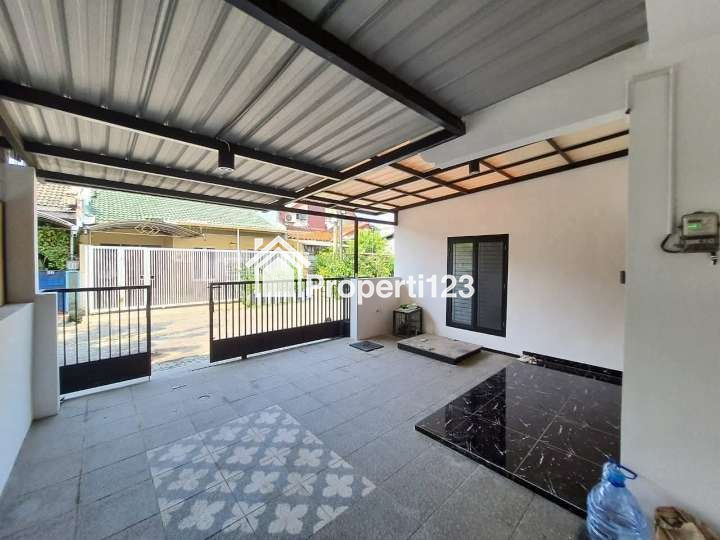 Dijual Rumah Baru Gress Siap Huni Lokasi Wiguna Gunung Anyar Surabaya Timur - 2