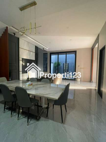 Dijual Rumah Mewah Siap Huni Graha Raya - 5