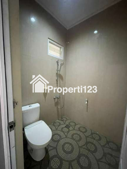 Rumah Siap Huni Dekat Pintu Tol Jelupang - 10