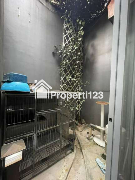 Rumah Siap Huni Dekat Pintu Tol Jelupang - 14