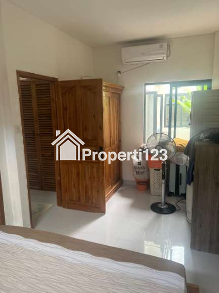 DIJUAL RUMAH 3 LANTAI LOKASI STRATEGIS - 12