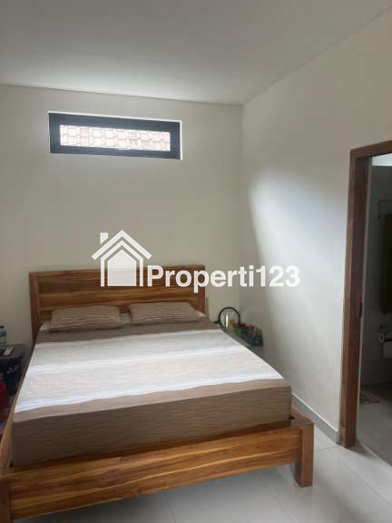 DIJUAL RUMAH 3 LANTAI LOKASI STRATEGIS - 11