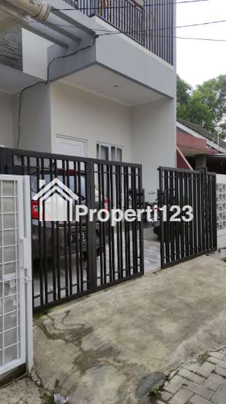Rumah second 2 lantai jual BU murah siap huni diRangkapan jaya,Depok - 2