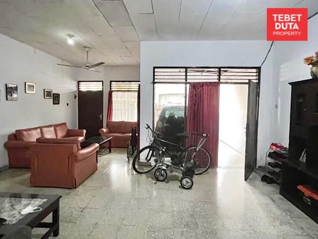 Dijual Cepat Rumah Tebet Timur Lokasi Strategis Nyaman Jalan 1 Mobil - 4