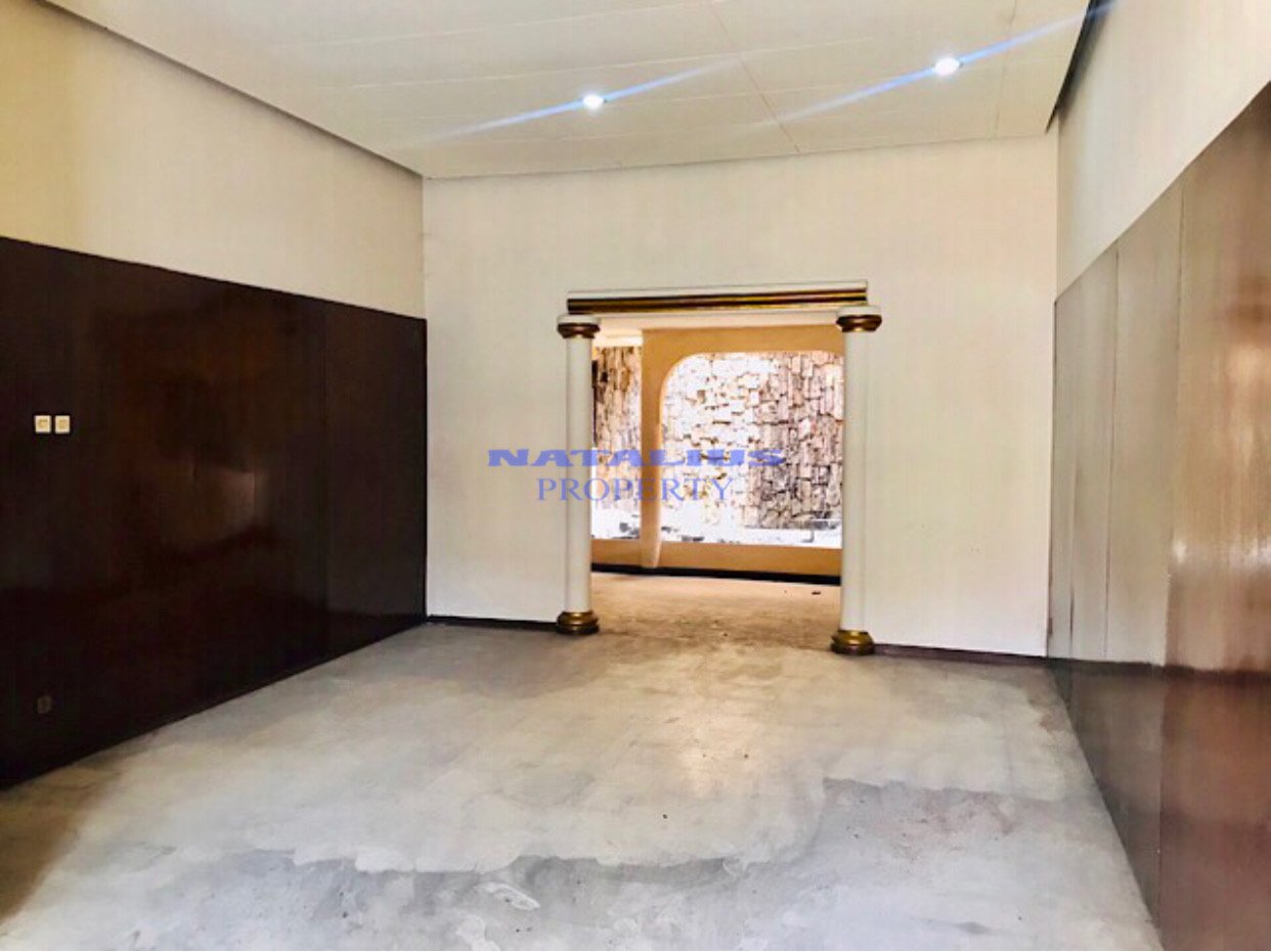 Dijual Rumah Tebet Barat Lokasi Sangat Strategis Nyaman Jalan 2 Mobil Lebar - 7