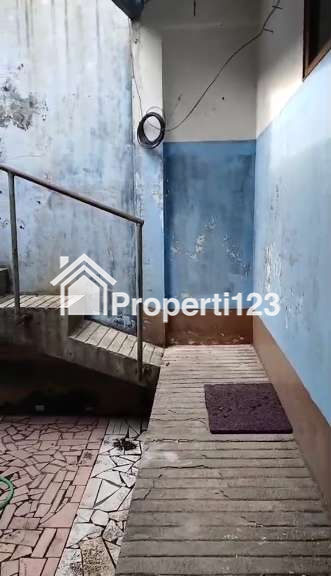 Ruko 2 Lantai Super Stategis Super Ramai Untuk Resto Cafe Kantor Salon Klinik Pertokoan di Jalan Terusan Jakarta Antapani Bandung - 11