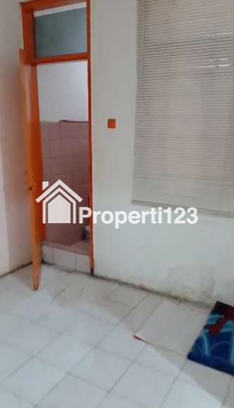 Ruko 2 Lantai Super Stategis Super Ramai Untuk Resto Cafe Kantor Salon Klinik Pertokoan di Jalan Terusan Jakarta Antapani Bandung - 5