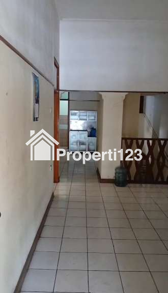 Ruko 2 Lantai Super Stategis Super Ramai Untuk Resto Cafe Kantor Salon Klinik Pertokoan di Jalan Terusan Jakarta Antapani Bandung - 8