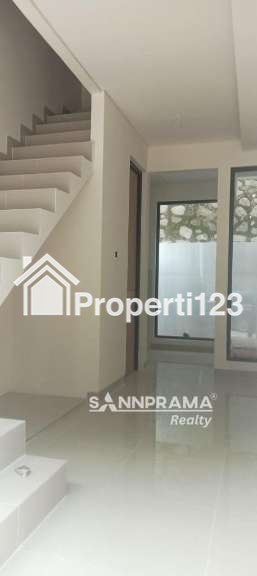 Rumah 2 lantai Tanpa dp 500jtan dicibubur city,bogor - 2
