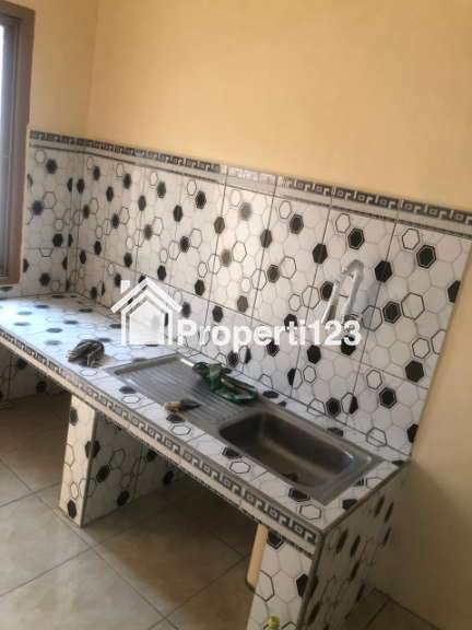 Rumah second murah full renovasi siap huni disawangan,Depok - 6