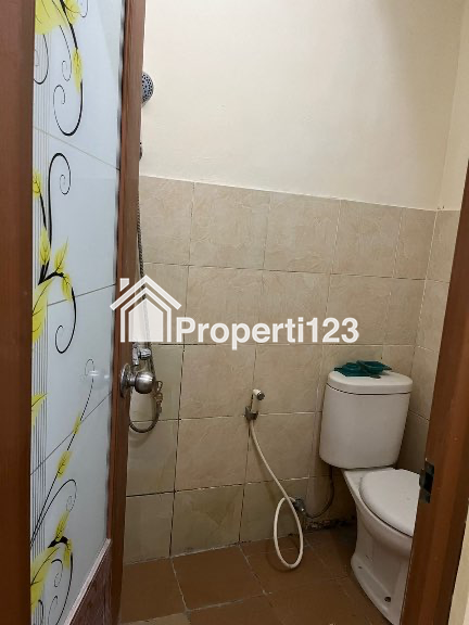 Di jual rumah nyaman strategis - 6