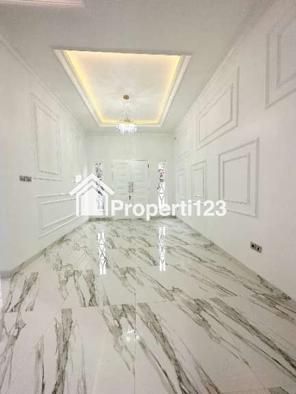 Rumah baru kawasan favorit Duren Sawit Jakarta Timur - 3