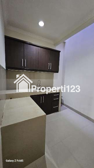 Disewakan Rumah 3 kamar, 2 Km, AC dan Water Heater - 5