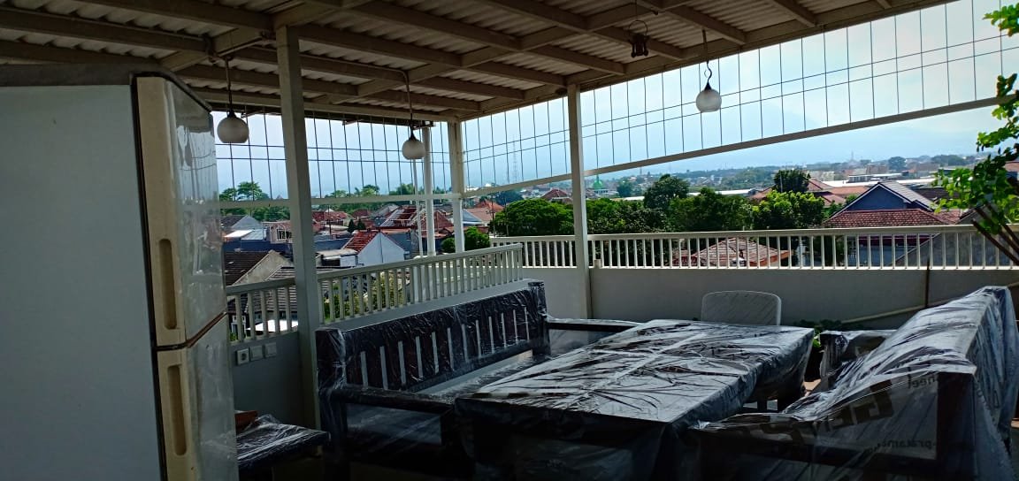 Rumah Mewah 2 Lantai Dijual Malang - 4