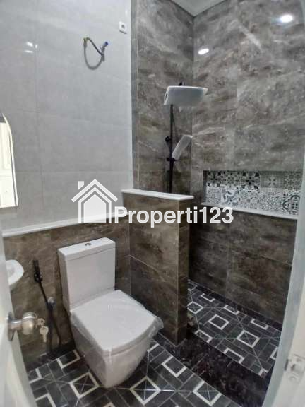 Rumah American Classic 2 lantai di Kalimulya Depok - 9