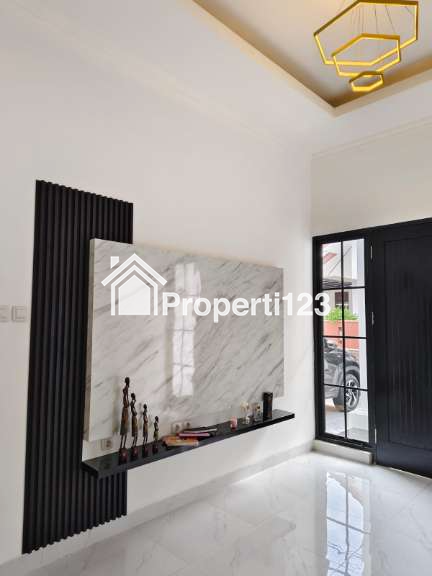 Rumah baru siap huni di Griyaloka BSD - 6