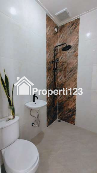 Rumah baru siap huni di Griyaloka BSD - 8