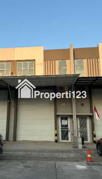 Gudang Strategis Green Lake City Tangerang. Akses Toll dan kontainer. - 4