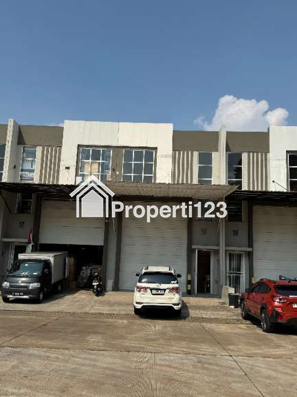 Gudang Strategis Green Lake City Tangerang. Akses Toll dan kontainer. - 5