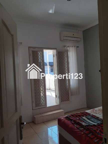 Dijual Rumah Siap Huni Lokasi Tenggilis Surabaya - 6