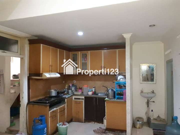 Dijual Rumah Siap Huni Lokasi Tenggilis Surabaya - 2