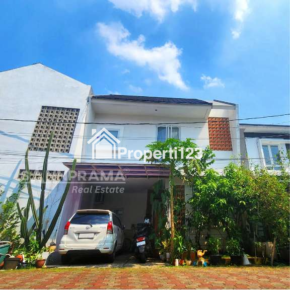 Rumah second full furnished di Kembang Beji Depok - 1