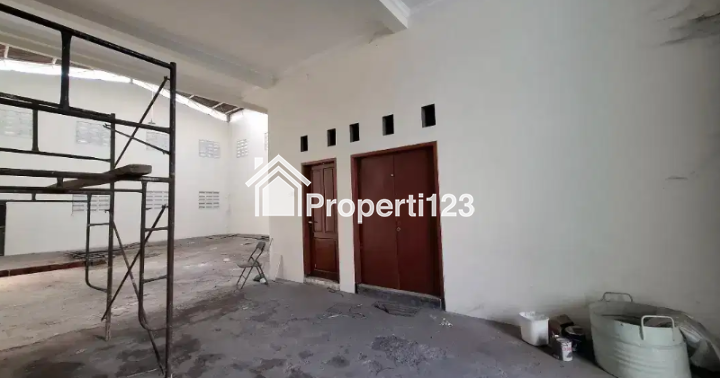 Disewakan Gudang + Kantor Siap Pakai Lokasi Jalan Brigjen Katamso waru Sidoarjo - 4