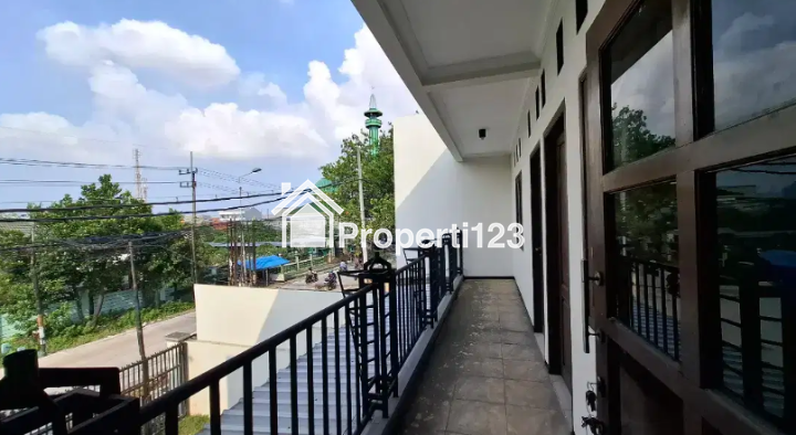 Disewakan Gudang + Kantor Siap Pakai Lokasi Jalan Brigjen Katamso waru Sidoarjo - 6