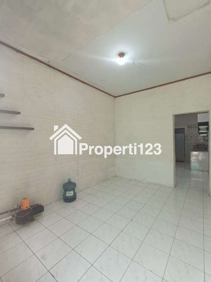 Rumah Daerah Menceng Cengkareng Jakarta Barat 2 Lt SHM - 2