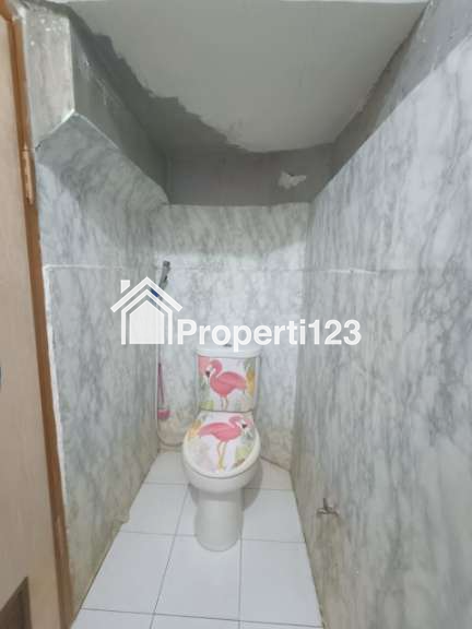 Rumah Daerah Menceng Cengkareng Jakarta Barat 2 Lt SHM - 4