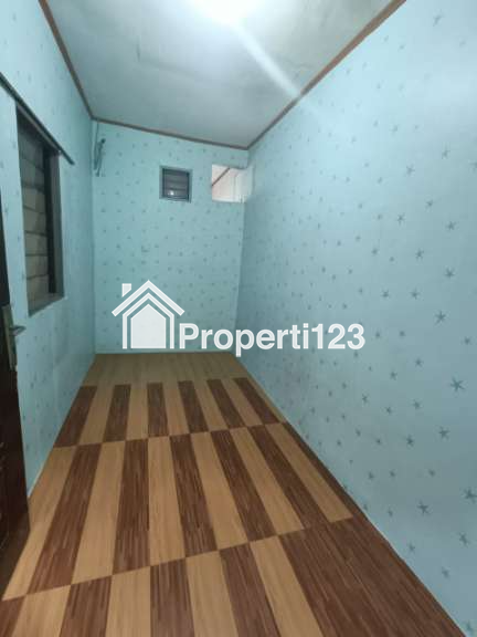 Rumah Daerah Menceng Cengkareng Jakarta Barat 2 Lt SHM - 5