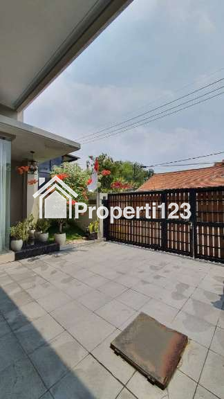 Rumah Minimalis Modern Semi Furnished di Rungkut Asri Surabaya - 6