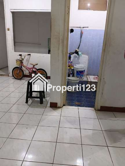 Rumah 3 Kamar Tidur 1 Kamar Mandi Carport untuk Rumah Tinggal Kantor atau Komersial Jalan Lebar Bebas Banjir di Antapani Bandung - 7