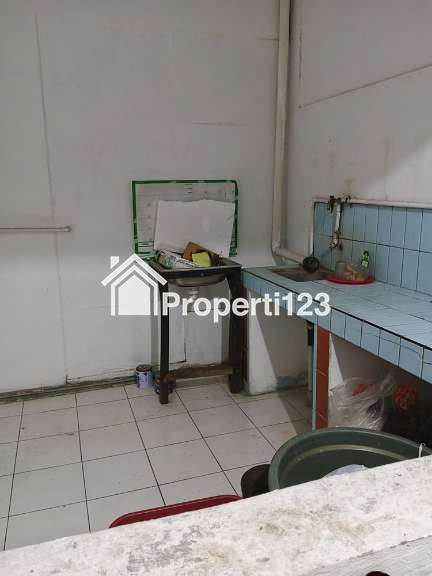 Rumah 3 Kamar Tidur 1 Kamar Mandi Carport untuk Rumah Tinggal Kantor atau Komersial Jalan Lebar Bebas Banjir di Antapani Bandung - 8