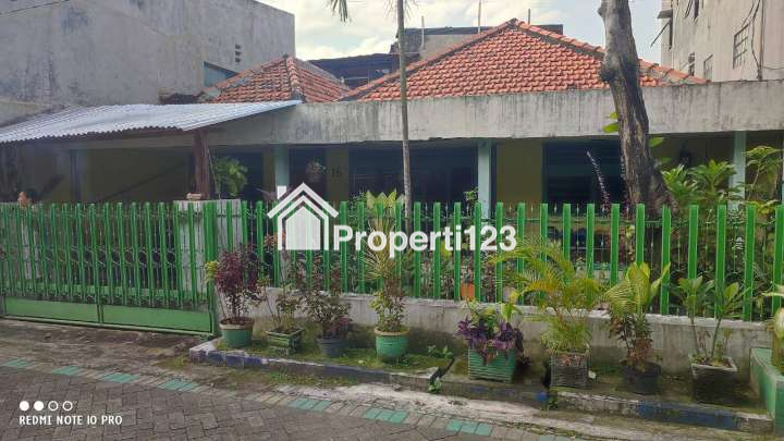 Jual Murah Rumah Hitung Tanah Lokasi Ketintang Surabaya Selatan - 1