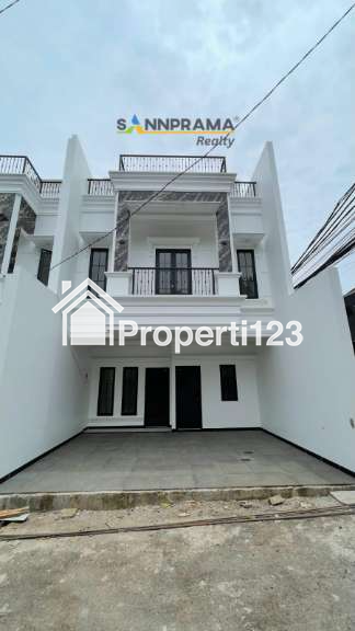 Rumah mewah 2,5lantai murah siap huni dlm cluster dikebagusan,Jaksel - 1