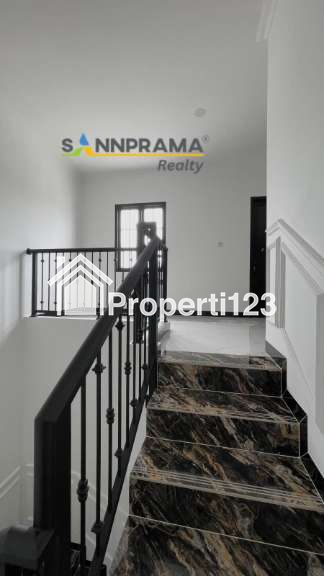 Rumah mewah 2,5lantai murah siap huni dlm cluster dikebagusan,Jaksel - 5